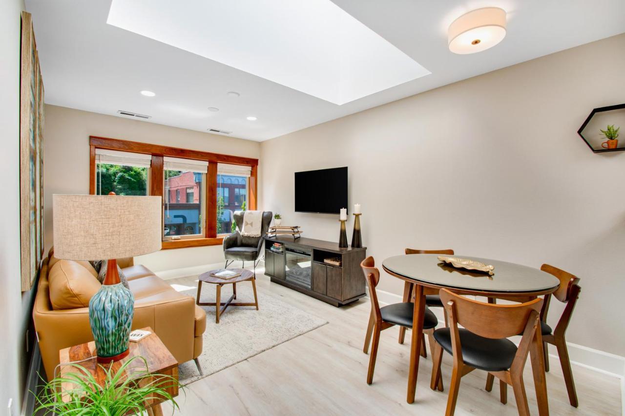Port Angeles City View Loft Екстер'єр фото